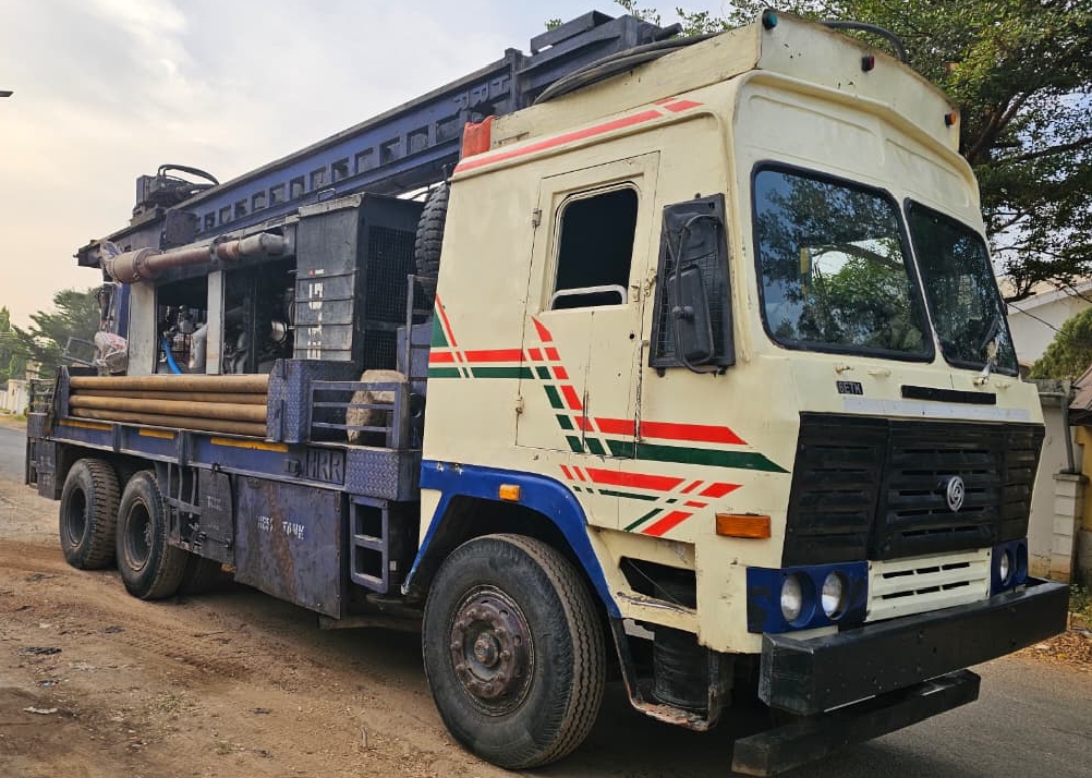 GEOFEM borehole drilling rig